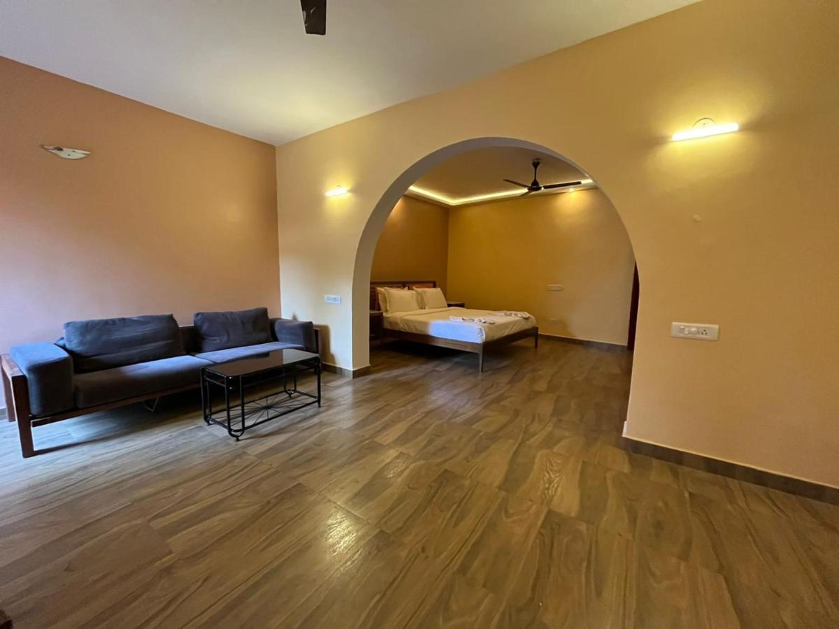 Rococco Ashvem Hotell Mandrem Exteriör bild